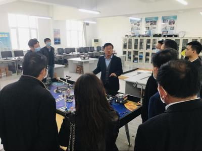 豫寧攜手，共探教育信息化新路徑——河南省教育廳赴寧夏銀川一中調研三維打印技術開發(fā)與應用